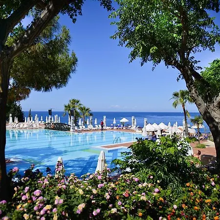 Liberty Lykia 5* Oludeniz