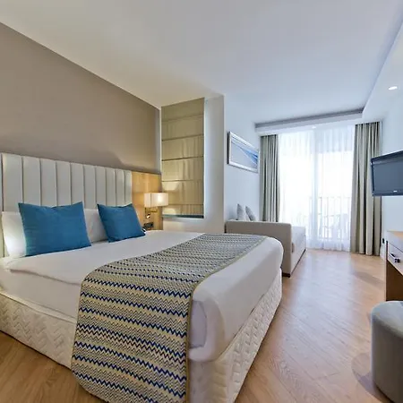 Hotel Liberty Lykia 5*